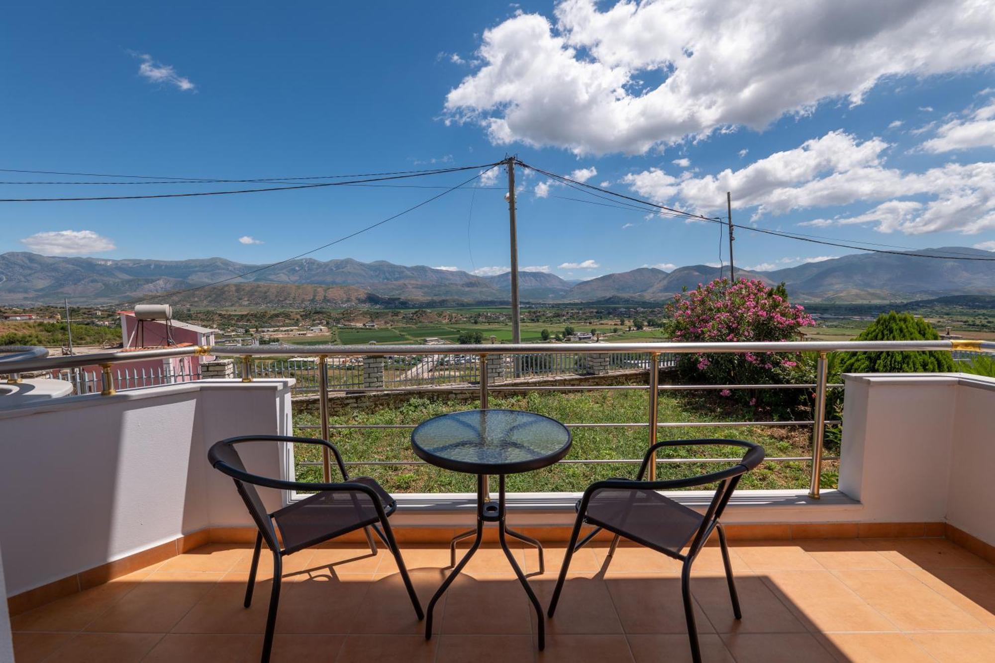 Villa Serenity Sarandë Buitenkant foto